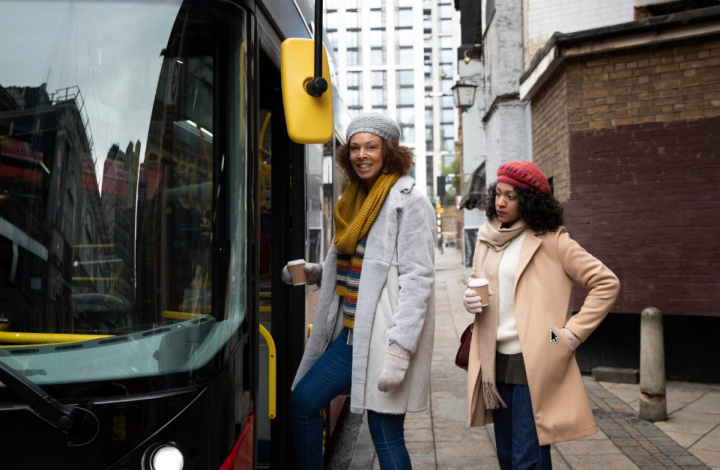Société de transport de personnes, Ducos