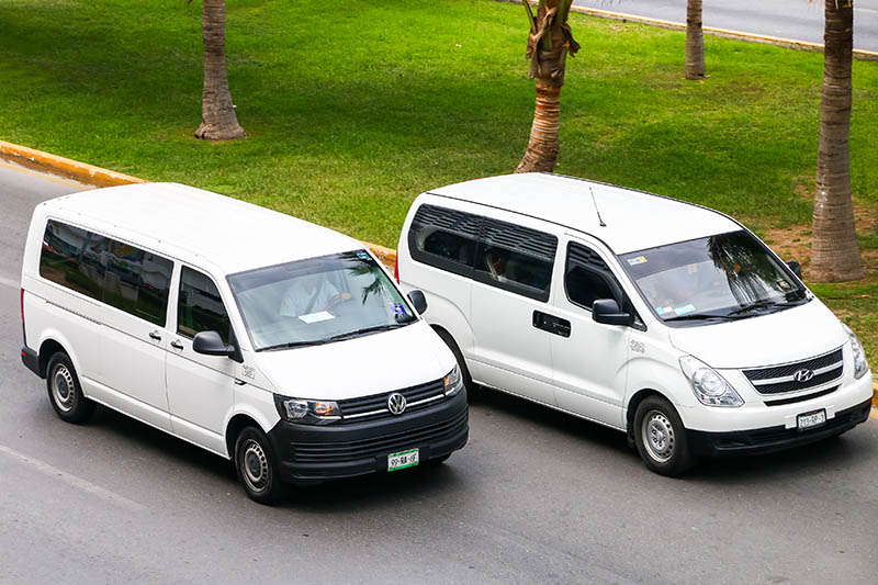 Location minivan au François